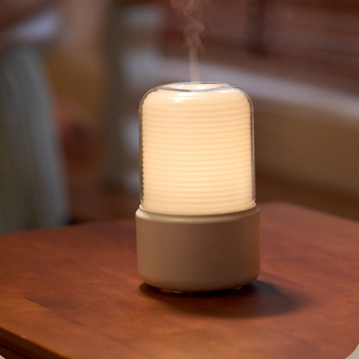 New small water replenishing spray aromatherapy humidifier USB home desk atmosphere lamp essential oil aromatherapy diffuser