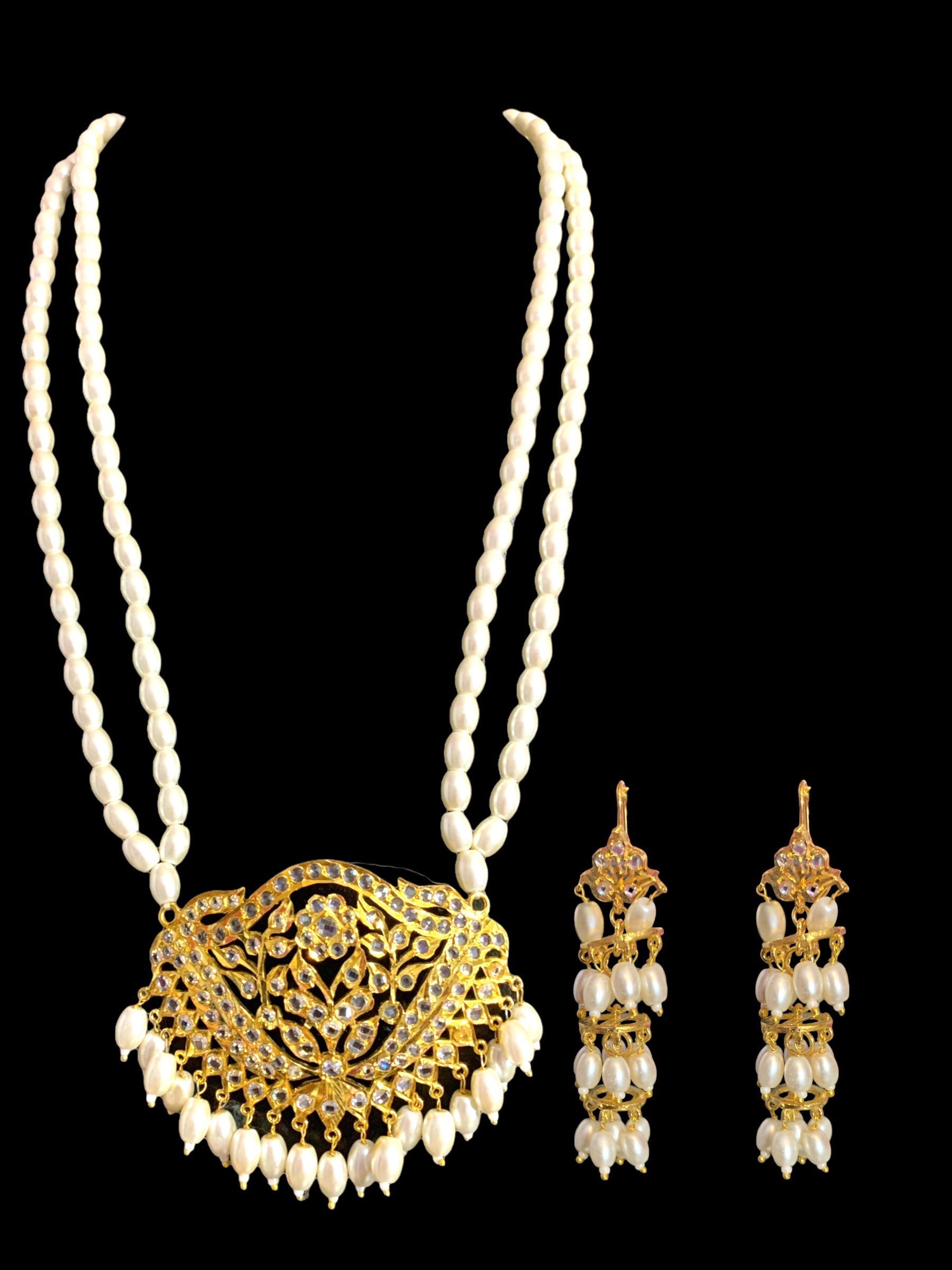 PS408 Anaya shell pearl necklace with earrings ( READY TO SHIP )
