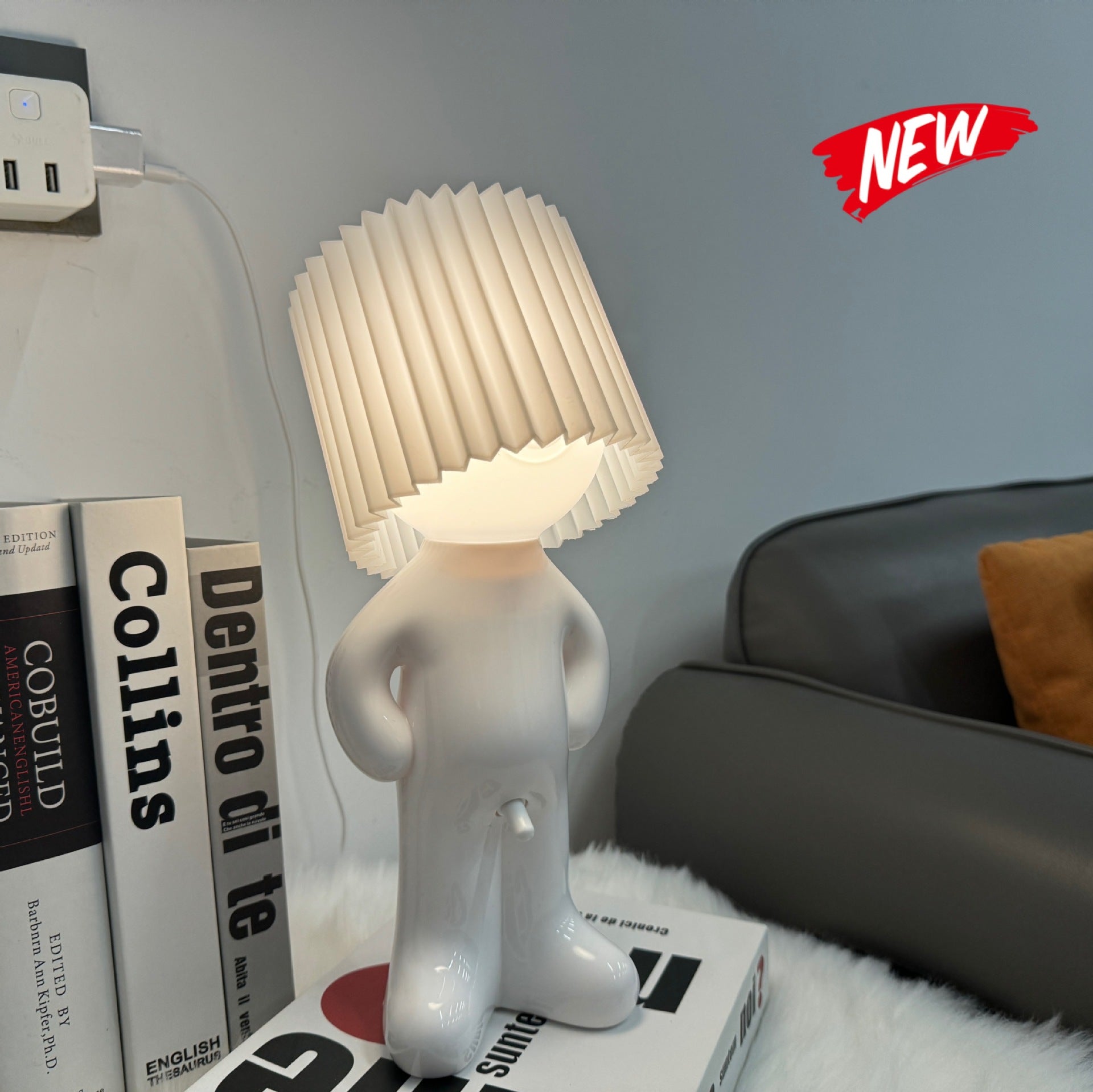 USB plug-in creative MR P shy desk lamp a little shy boy naughty night light without plug