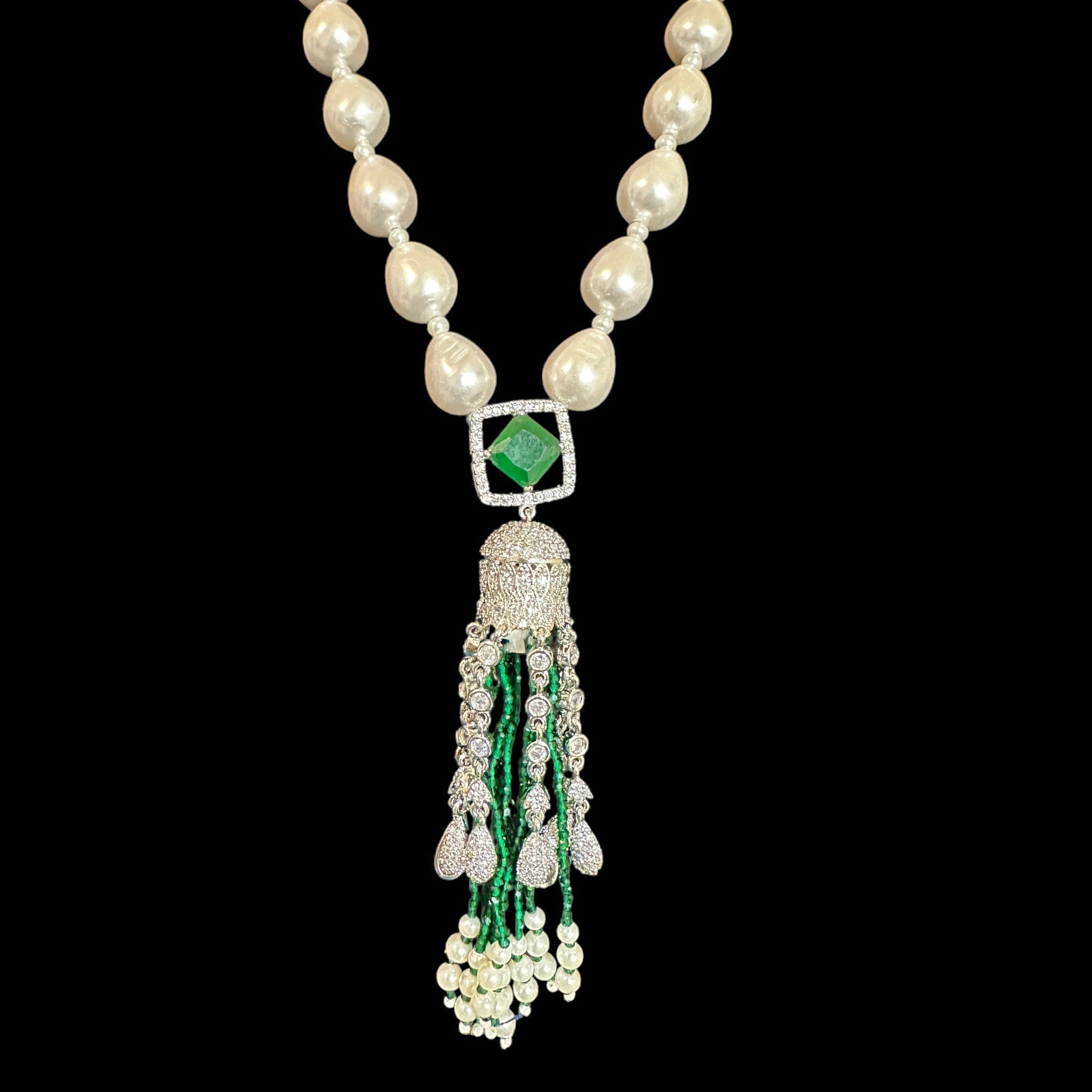 Silver plated cz necklace  earrings in pearls  ( READY TO SHIP )