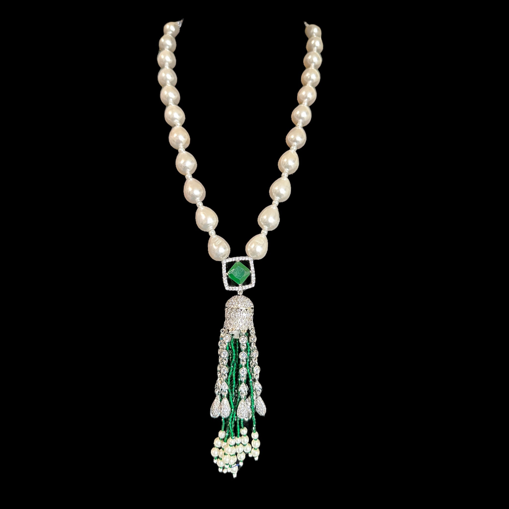 Silver plated cz necklace  earrings in pearls  ( READY TO SHIP )