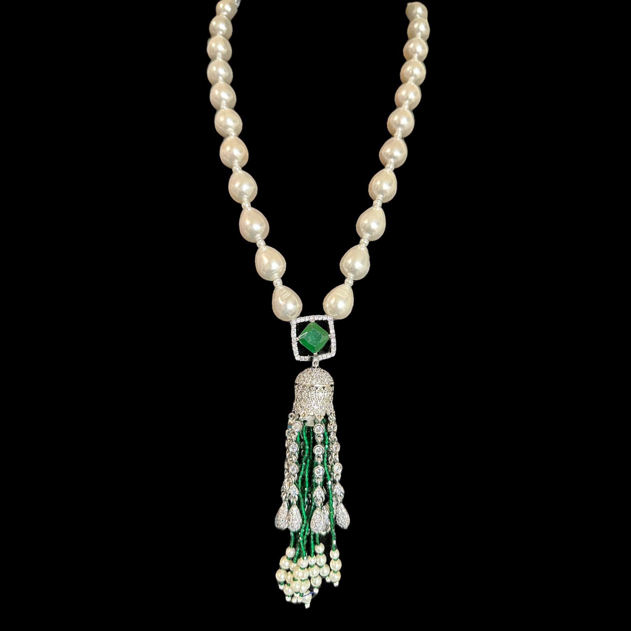 Silver plated cz necklace  earrings in pearls  ( READY TO SHIP )