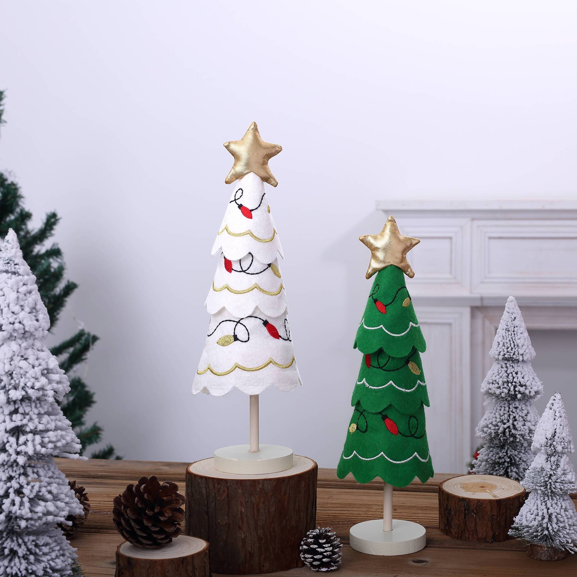 Cute Christmas Tree Fabric Wooden Display Window Desktop Christmas Embroidery Snowflake Decoration