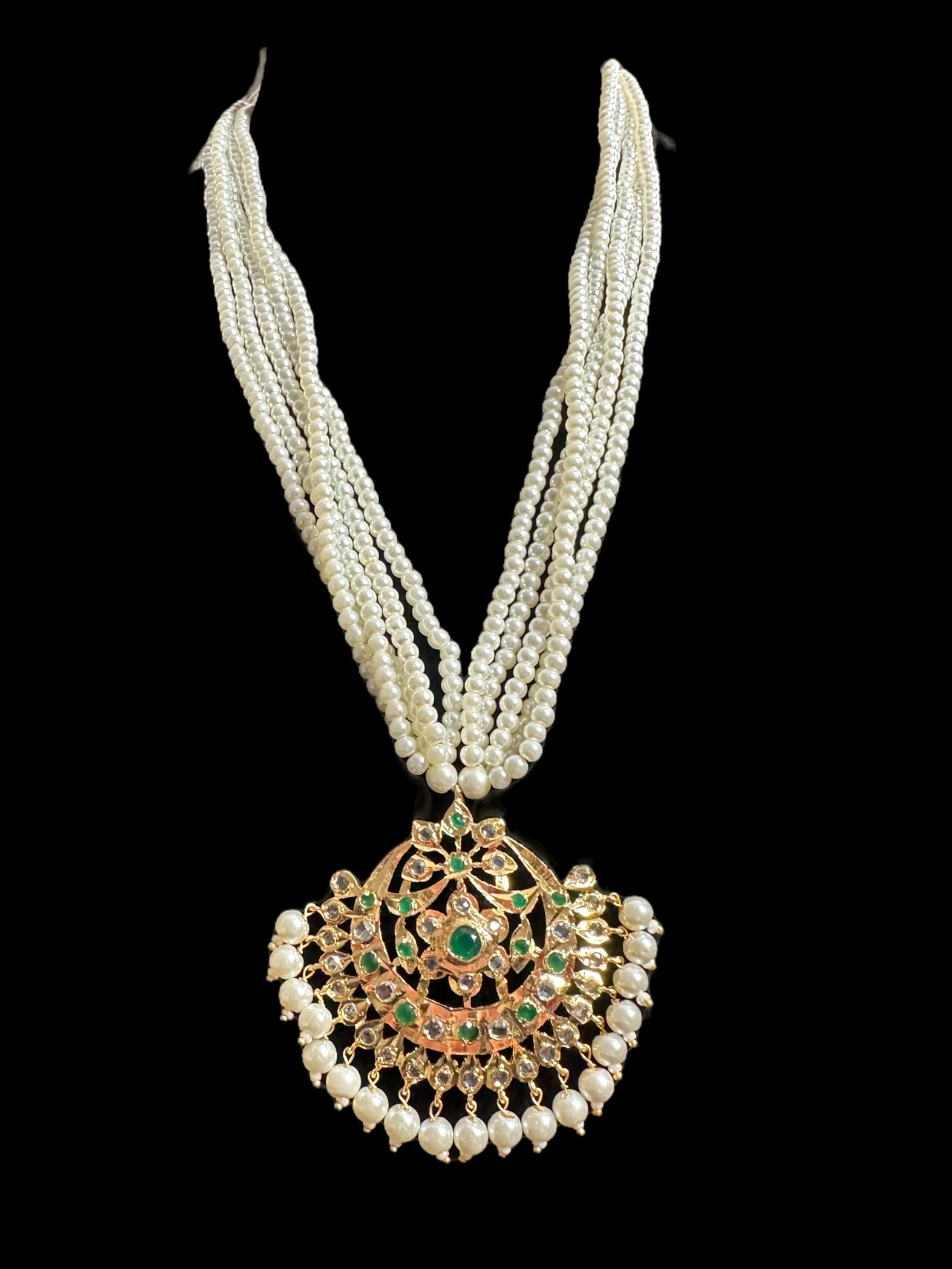 PS340 Nihar pendant set ( emerald ) (READY TO SHIP)