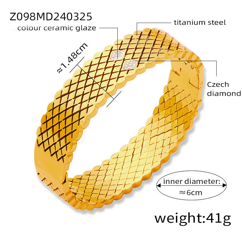 Fashion metal titanium steel bracelet with female geometric design and diamond studded spring buckle bracelet